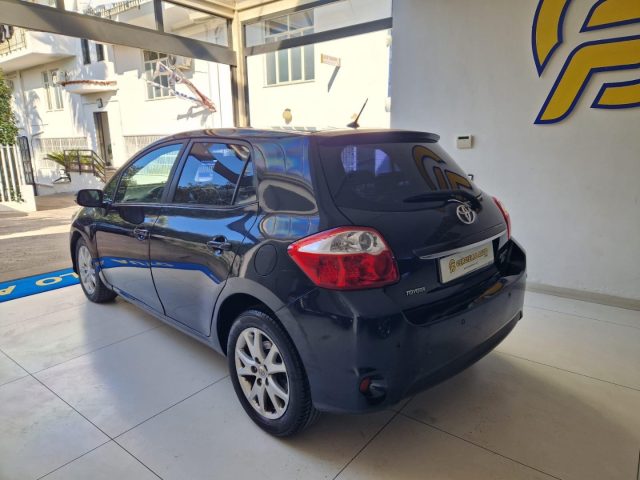 TOYOTA Auris usata, con Airbag laterali