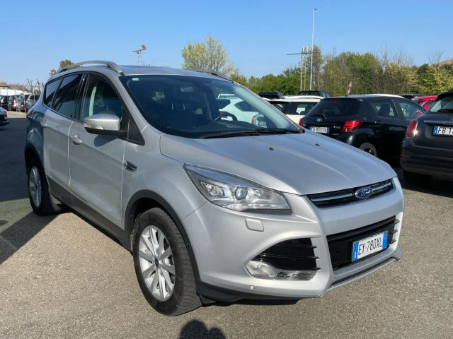 FORD Kuga usata, con Autoradio