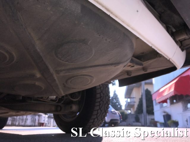 MERCEDES-BENZ SL 560 usata 126