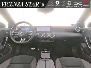 MERCEDES-BENZ CLA 200 usata, con Alzacristalli elettrici