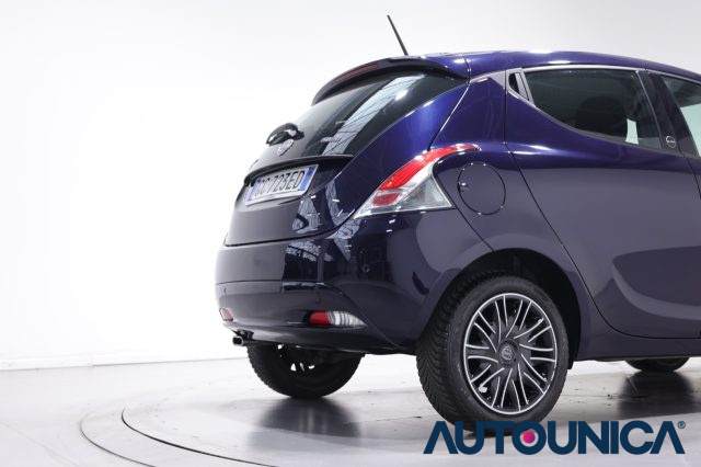 LANCIA Ypsilon usata 38