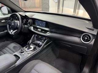 ALFA ROMEO Stelvio usata, con Controllo automatico clima