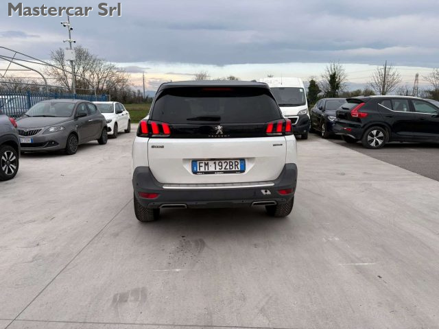 PEUGEOT 5008 usata, con Alzacristalli elettrici