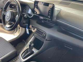 TOYOTA Yaris usata 17