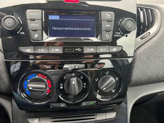 LANCIA Ypsilon usata, con ESP