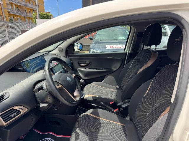 LANCIA Ypsilon usata, con Cronologia tagliandi