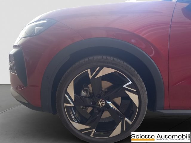 VOLKSWAGEN T-Roc usata, con Autoradio digitale