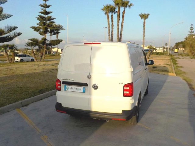 VOLKSWAGEN Transporter usata, con Hill holder