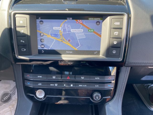 JAGUAR F-Pace usata, con Controllo trazione