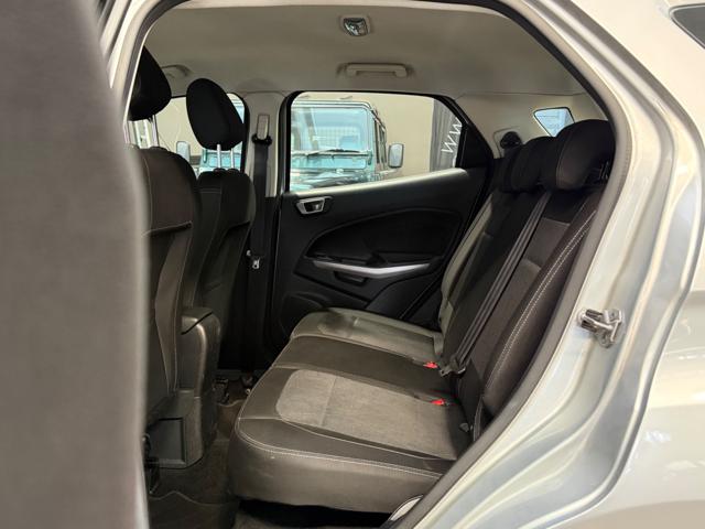 FORD EcoSport usata, con USB