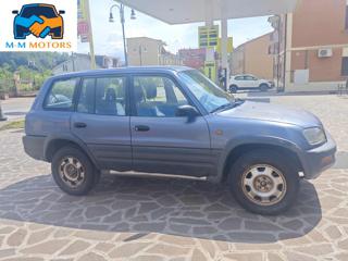 TOYOTA RAV 4 usata, con Tettuccio apribile