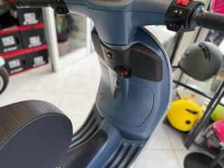 PIAGGIO Vespa 125 Primavera usata 10