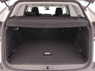 PEUGEOT 3008 usata, con Leve al volante