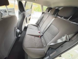 HYUNDAI Bayon usata, con Autoradio digitale