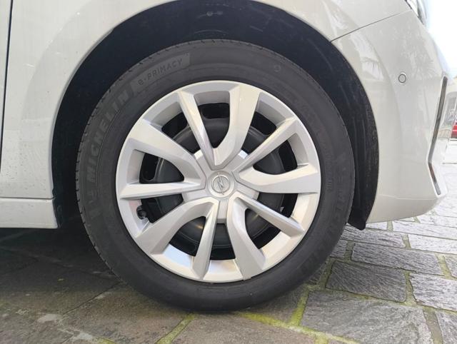 OPEL Corsa usata, con Park Distance Control