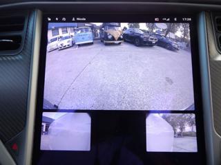 TESLA Model X usata, con USB