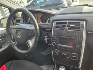 MERCEDES-BENZ B 180 usata, con Controllo trazione