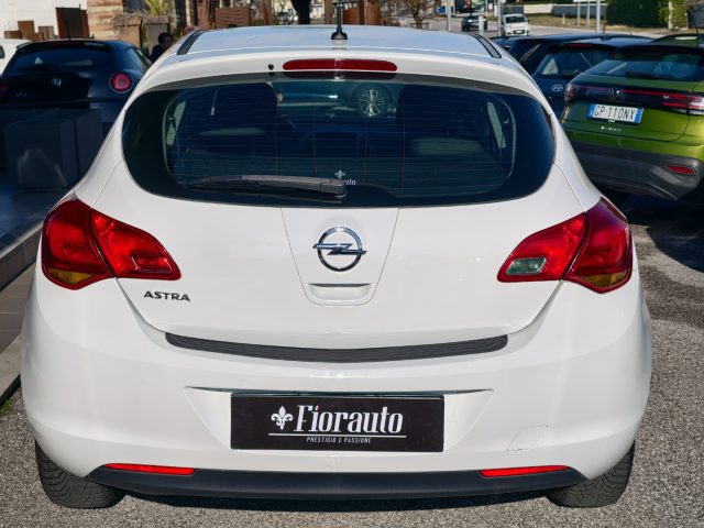 OPEL Astra usata, con Airbag Passeggero