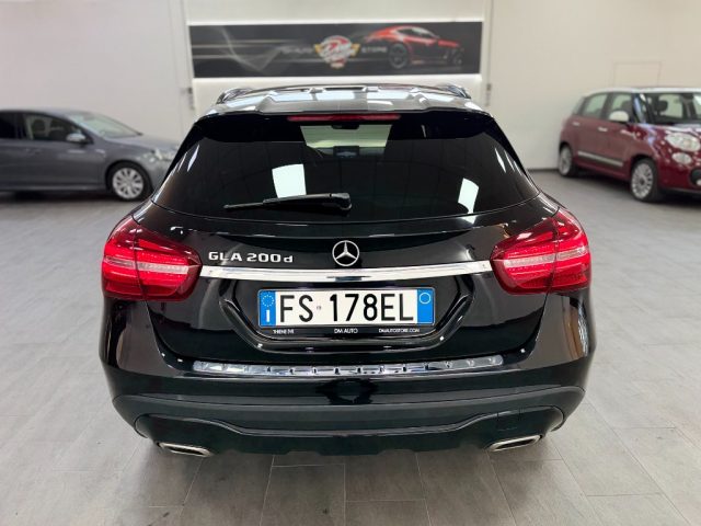 MERCEDES-BENZ GLA 200 usata, con Cerchi in lega