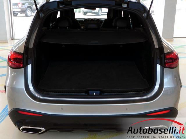 MERCEDES-BENZ GLC 220 usata, con Touch screen