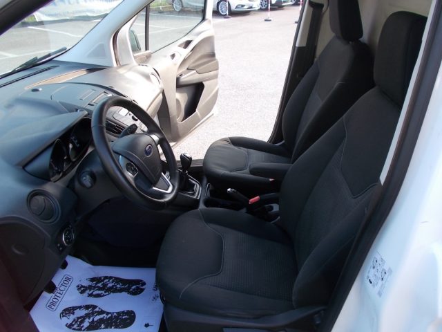 FORD Transit Courier usata, con Climatizzatore