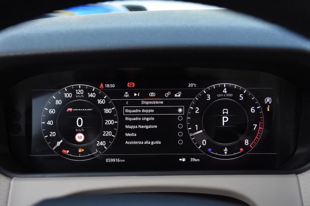 LAND ROVER Range Rover Velar usata, con Bracciolo