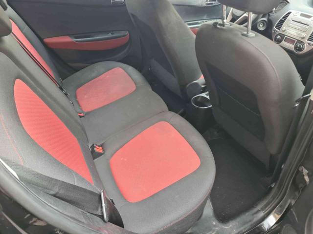 HYUNDAI i20 usata, con Climatizzatore