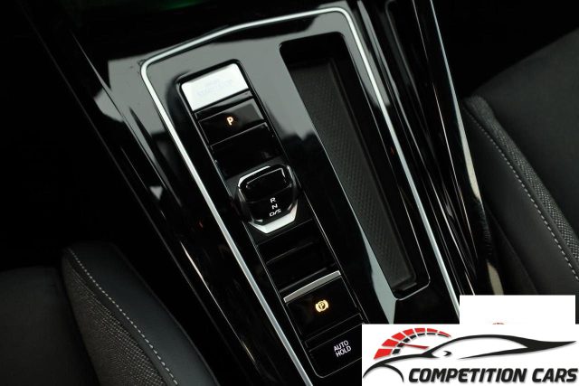 VOLKSWAGEN Golf usata, con Fari LED