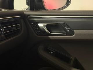 PORSCHE Macan usata, con Sistema di navigazione