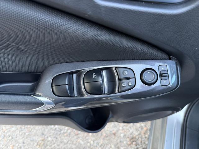 NISSAN Juke usata, con Airbag testa