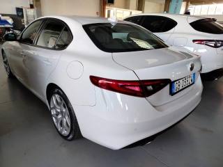 ALFA ROMEO Giulia usata, con Fari Xenon