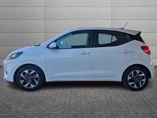 HYUNDAI i10 usata, con Airbag
