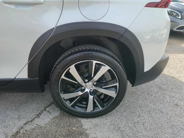 PEUGEOT 2008 usata, con Volante in pelle