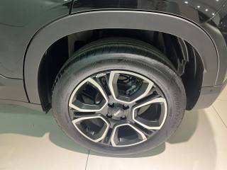 JEEP Avenger usata, con Volante in pelle