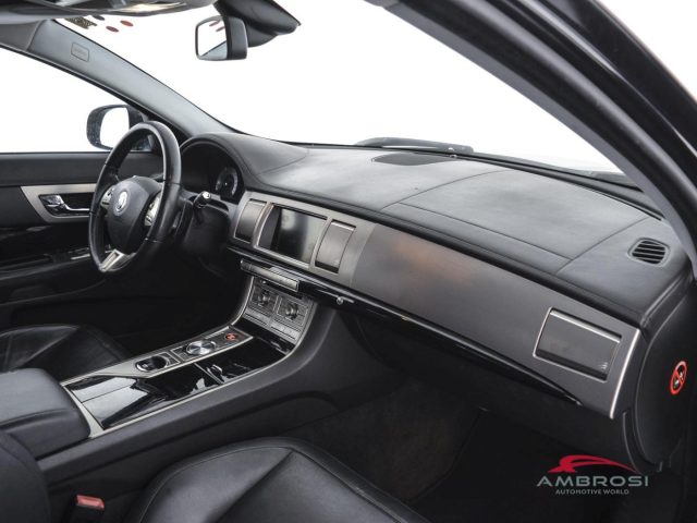 JAGUAR XF usata 11
