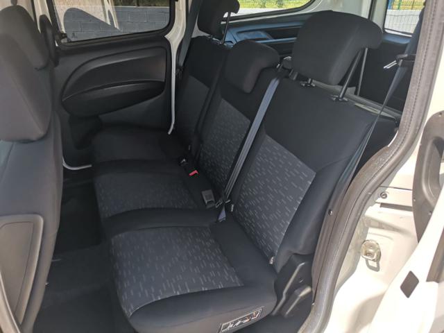 OPEL Combo usata 20