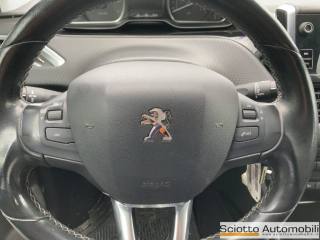 PEUGEOT 2008 usata, con Cruise Control