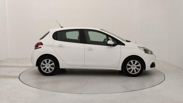 PEUGEOT 208 usata, con Autoradio