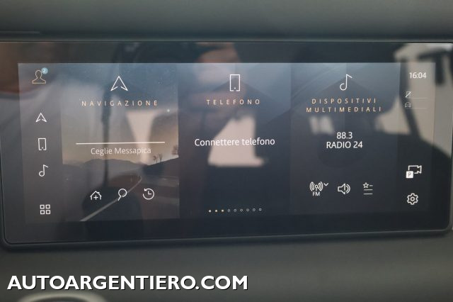 LAND ROVER Defender usata, con Schermo multifunzione interamente digitale