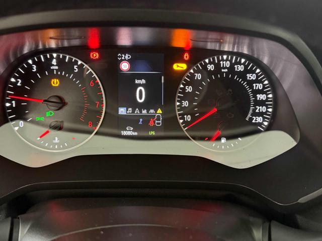 RENAULT Captur usata, con Frenata d