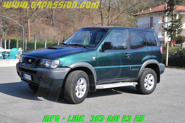 NISSAN Terrano II usata, con Gancio traino