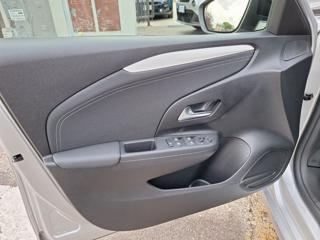 OPEL Corsa usata, con USB