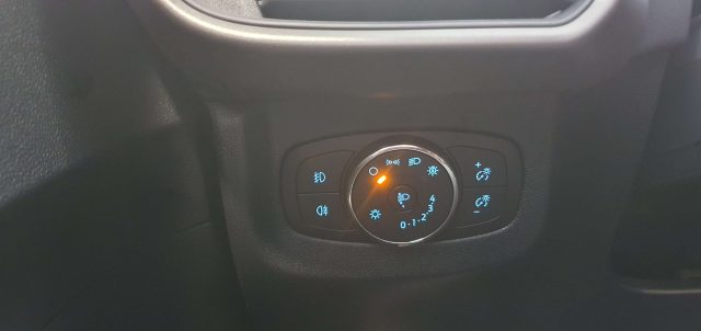 FORD Tourneo Courier usata, con Sedili riscaldati