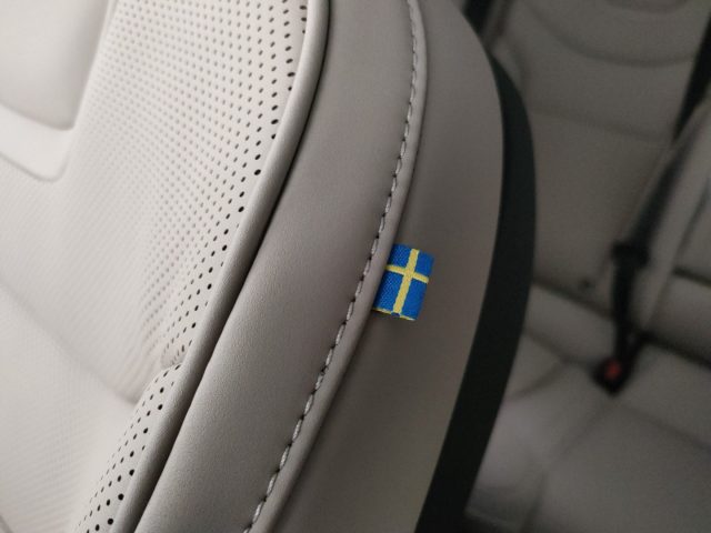 VOLVO ES90 usata, con Portellone posteriore elettrico