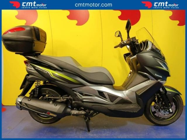 KAWASAKI J 300 usata 0