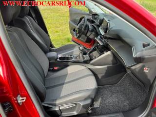 PEUGEOT 2008 usata, con Autoradio digitale