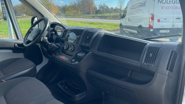 PEUGEOT Boxer usata, con Vivavoce