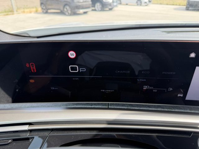 PEUGEOT 3008 usata, con Autoradio digitale