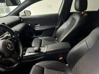 MERCEDES-BENZ A 180 usata, con Telecamera per parcheggio assistito