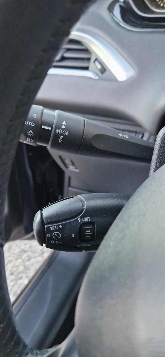 PEUGEOT 208 usata, con Chiusura centralizzata
